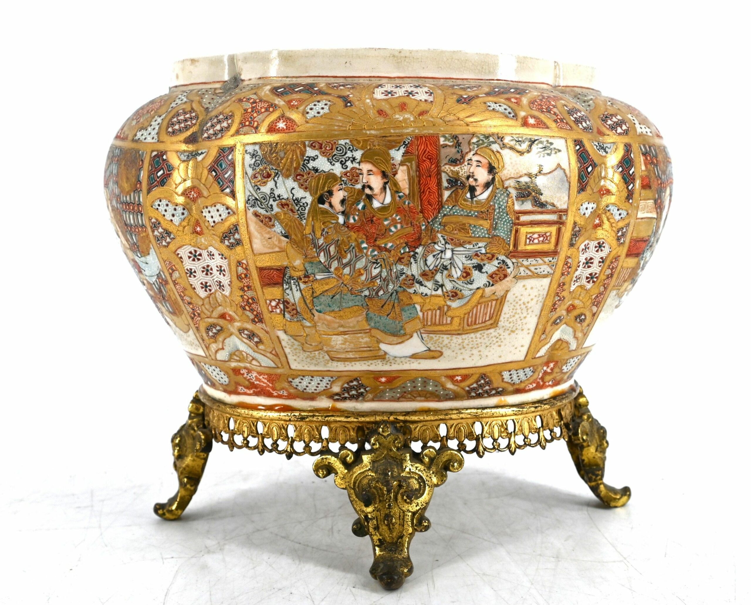 Image à la une de VENTE MOBILIER, OBJETS D'ART, ARTS DU MONDE, ARTS DE LA TABLE... 